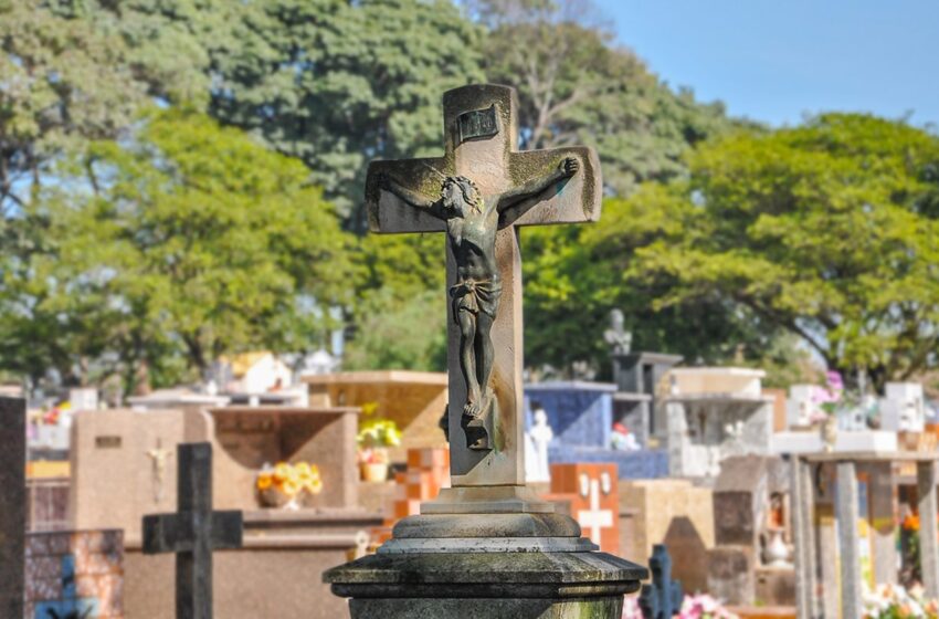  Cemitério Municipal terá programação alusiva ao Dia dos Pais