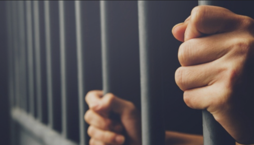 Lula manda comprar 40 TVs para programa de cinema em presídios federais