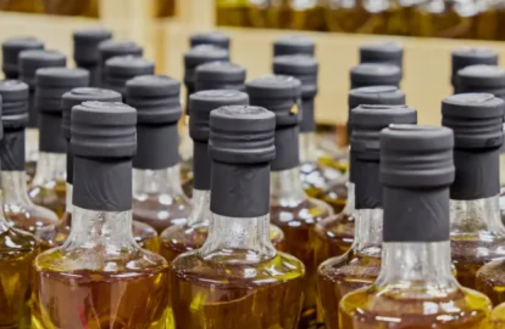 Anvisa proíbe venda de azeite e suspende doce de leite e sal grosso