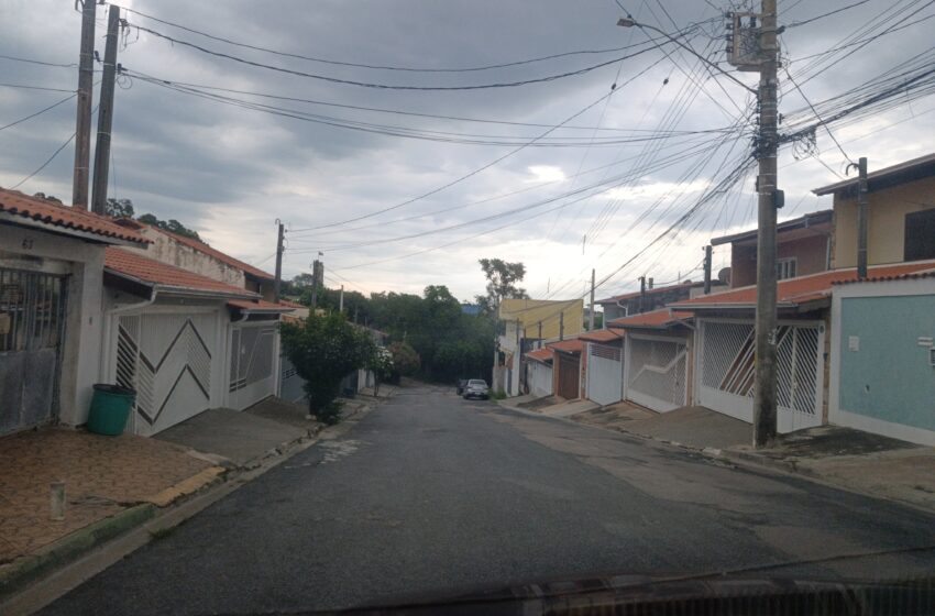  Homem tira um cochilo e sua esposa é estuprada por seu colega de trabalho em Itu