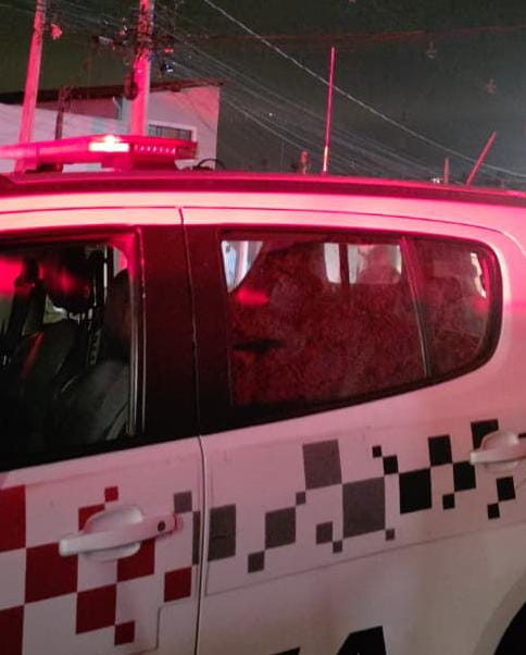 Homem tenta matar à facadas mulher e filho no Bom Viver em Itu