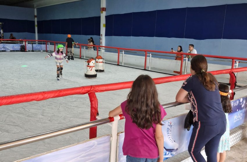  Plaza Shopping Itu inaugura pista de patinação no gelo com 170 m² de área