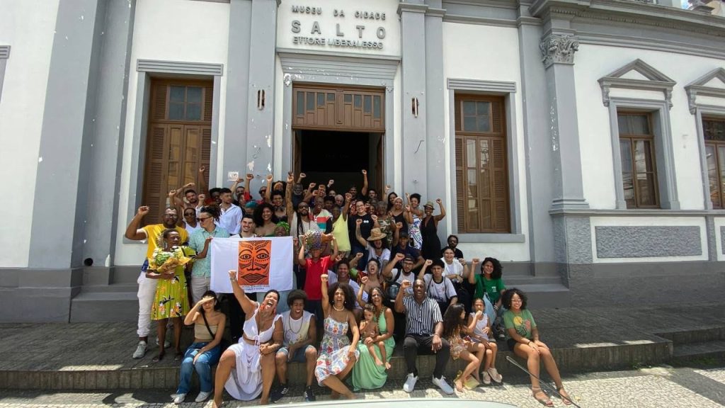 casa negra - Portal Rádio FM90