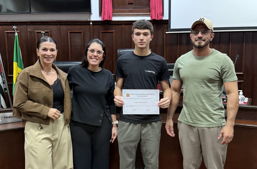 Lucas Zambon, adolescente lutador de Jiu-Jitsu, é homenageado na Câmara Municipal de Itu