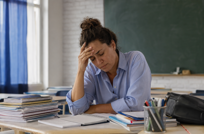  Dois em cada três professores relatam esgotamento emocional frequente