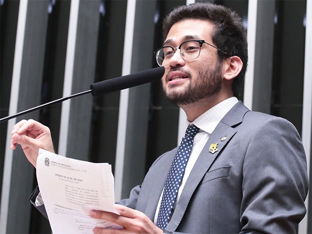  Saltense Kim Kataguiri é reeleito Deputado Federal com 520.071 votos e garante vaga na Câmara dos Deputados