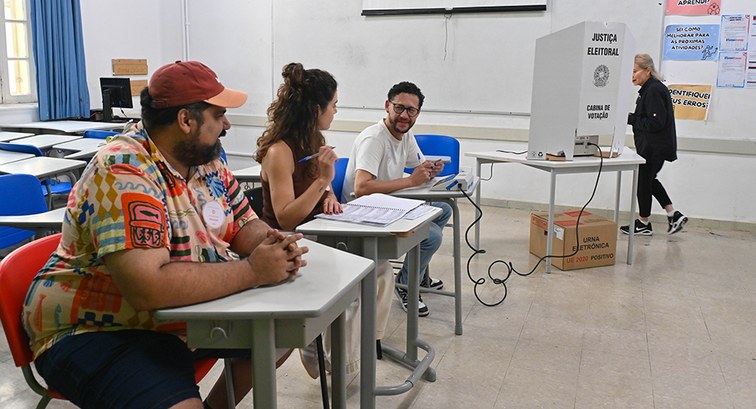Mesários no 2º turno em SP: convocação do 1º turno vale para 25 de outubro